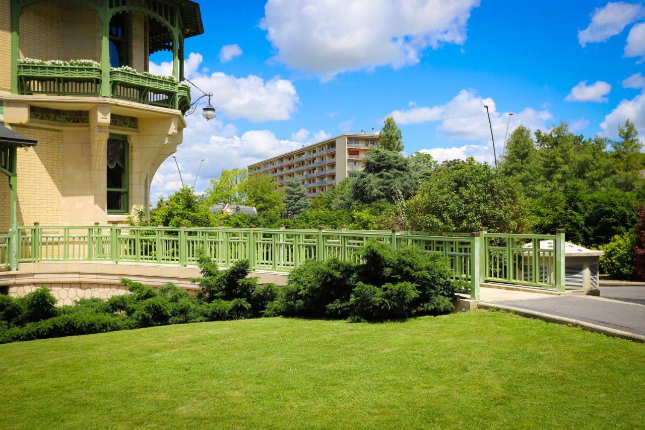 The Sparkling Castle Apartment Reims Exterior photo